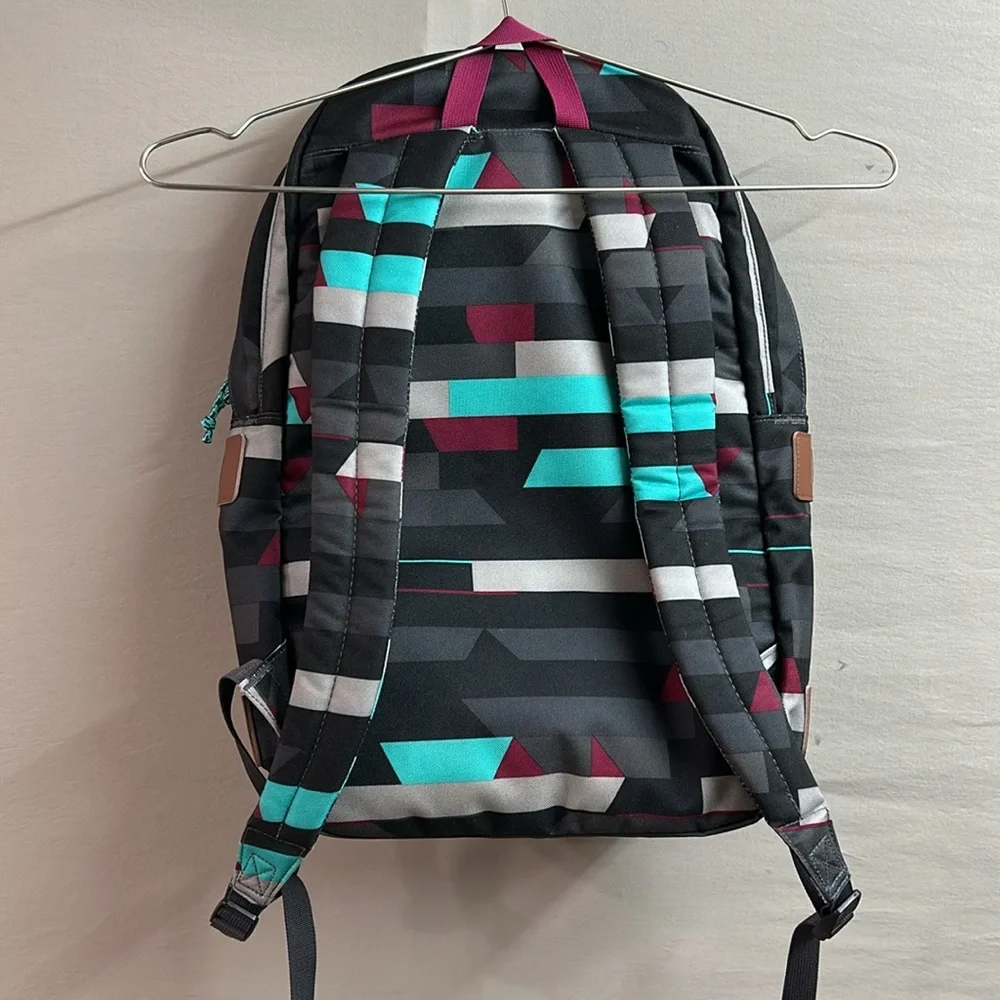 Patagonia Ironwood 20L Backpack - Picture 2 of 4